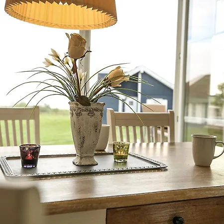 Holiday home Strandpark H081